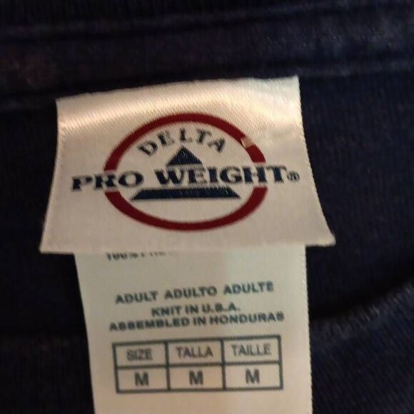 Y'all Tshirt Size Medium  IYKYK  Brand Delta Pro Rate 100% Preshrunk Cotton  Bla - Picture 3 of 6